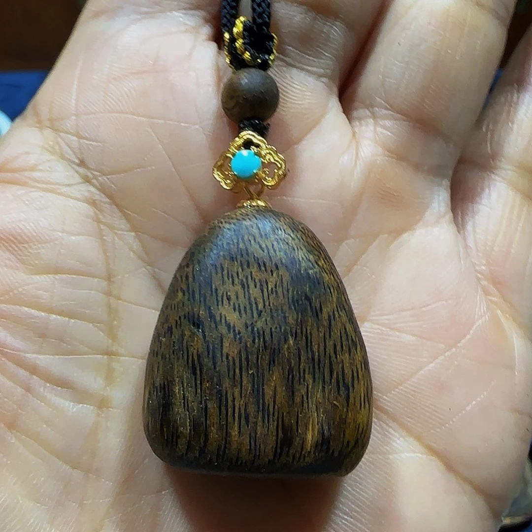 沉香沉香碎屑海南白奇乌身瘤疤小精品