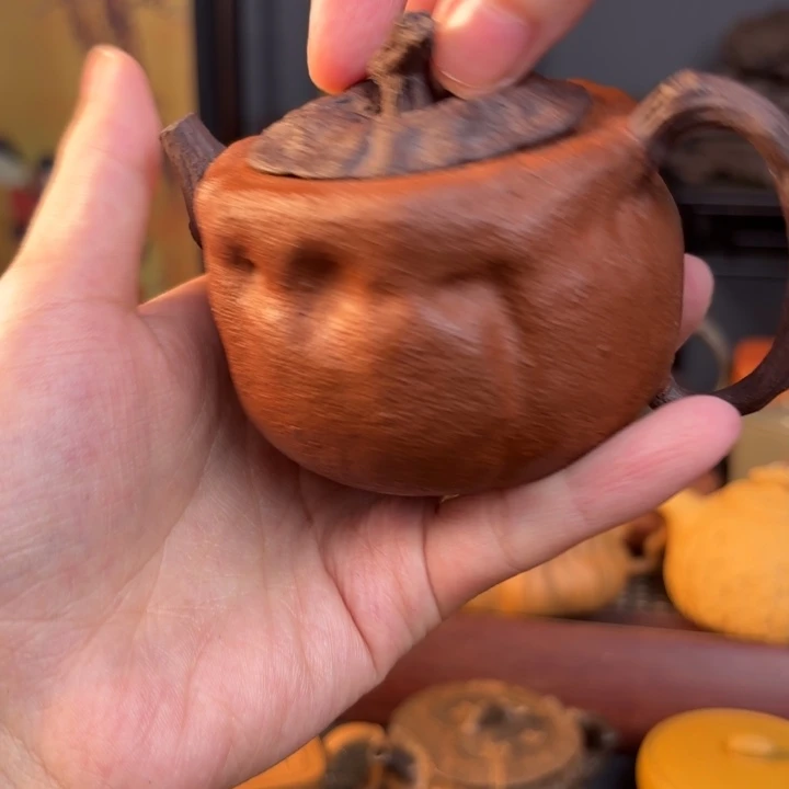 茶壶紫砂是因为有个朋友的名字