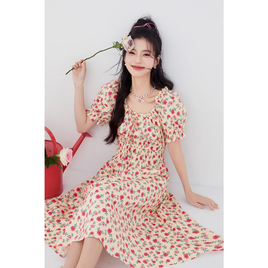 1051【金拐子专属】诗凡黎粉色方领碎花连衣裙夏新款约会中长裙女