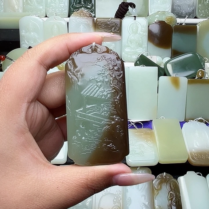 颈饰未镶嵌和田玉