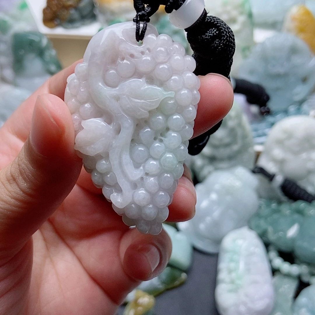 翡翠未镶嵌吊坠(不含链)1