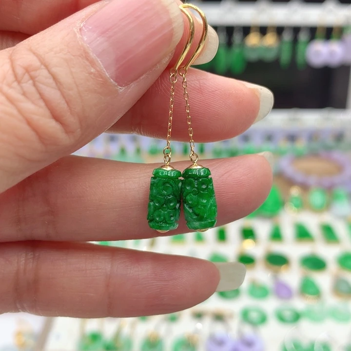 翡翠18K金镶嵌耳饰