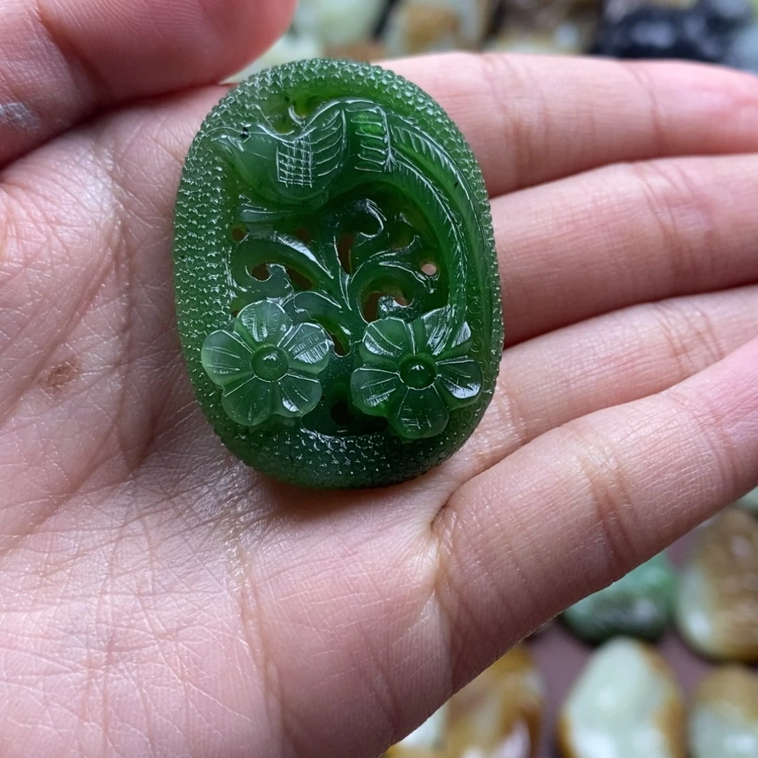 吊坠(不含链)未镶嵌和田玉（糖玉）