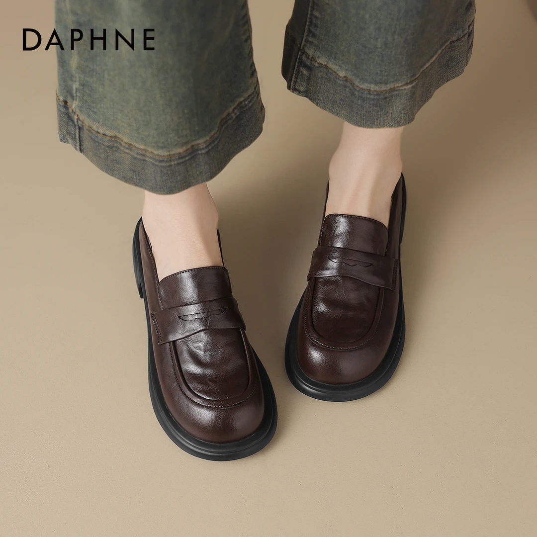 达芙妮棕色厚底乐福鞋女2025秋季新款单鞋复古女鞋英伦小皮鞋