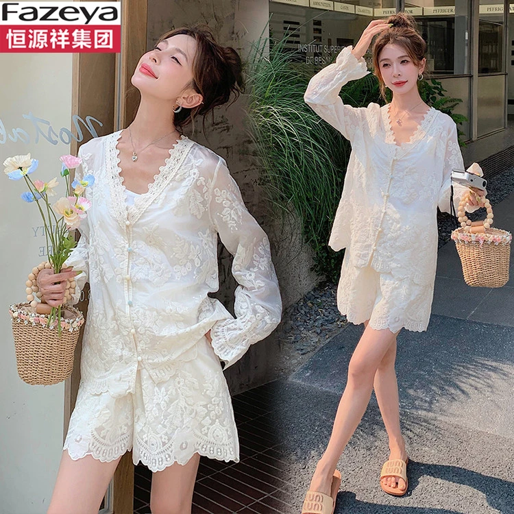 恒源祥集团彩羊2025夏新款法式毛衣刺绣时髦洋气蕾丝拼V领套装女