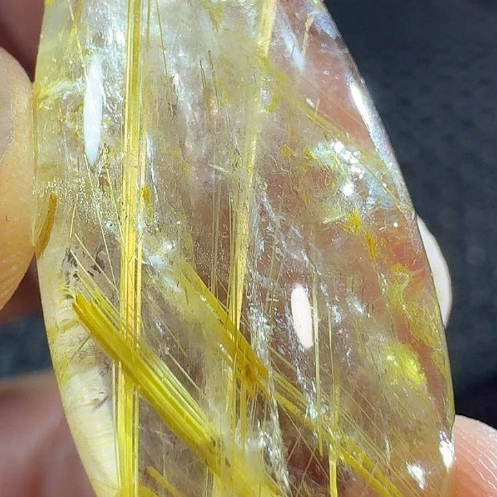 未镶嵌颈饰水晶杰*