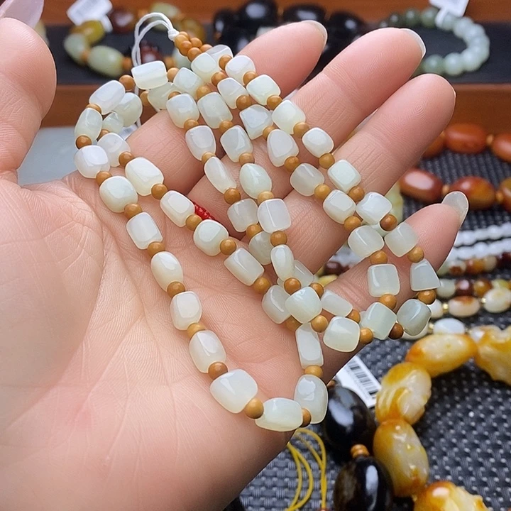 和田玉未镶嵌手链