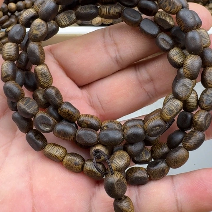 相***缘手串沉香张勺子手串17克