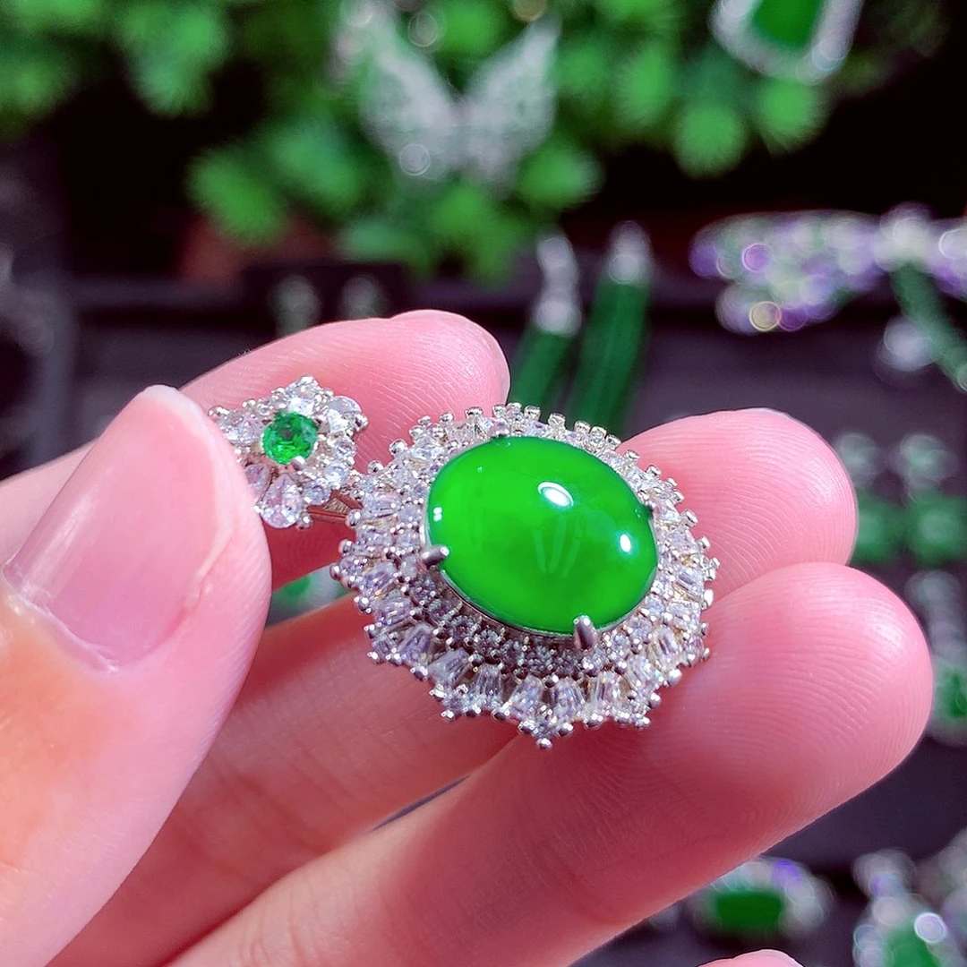 颈饰未镶嵌翡翠天然