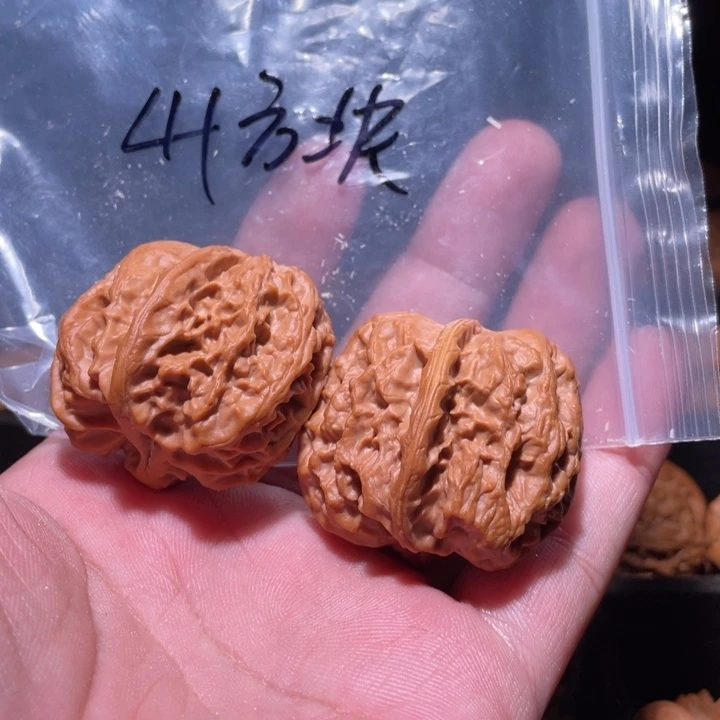 文玩核桃吊坠41方块