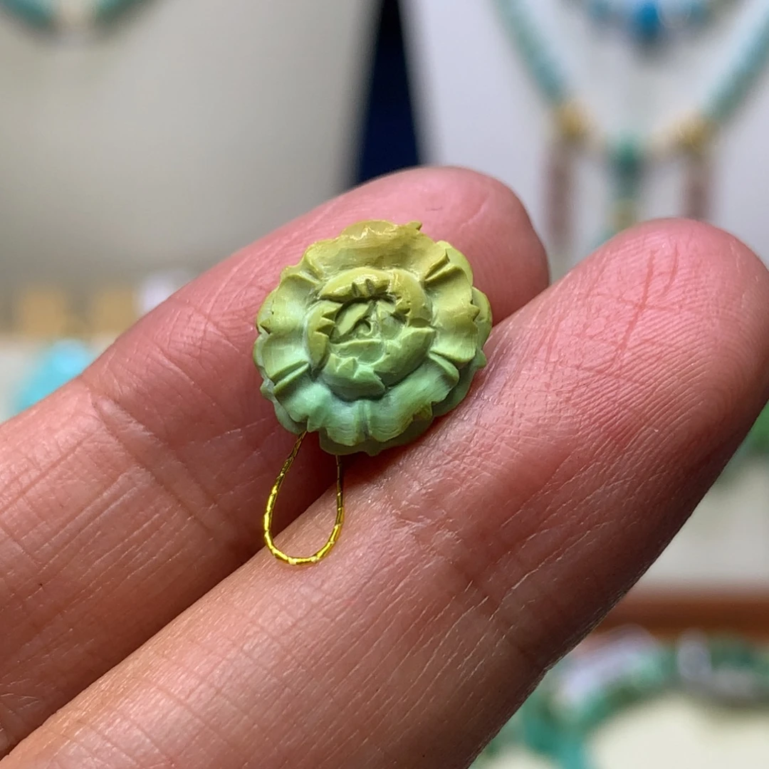 绿松石未镶嵌牡丹花