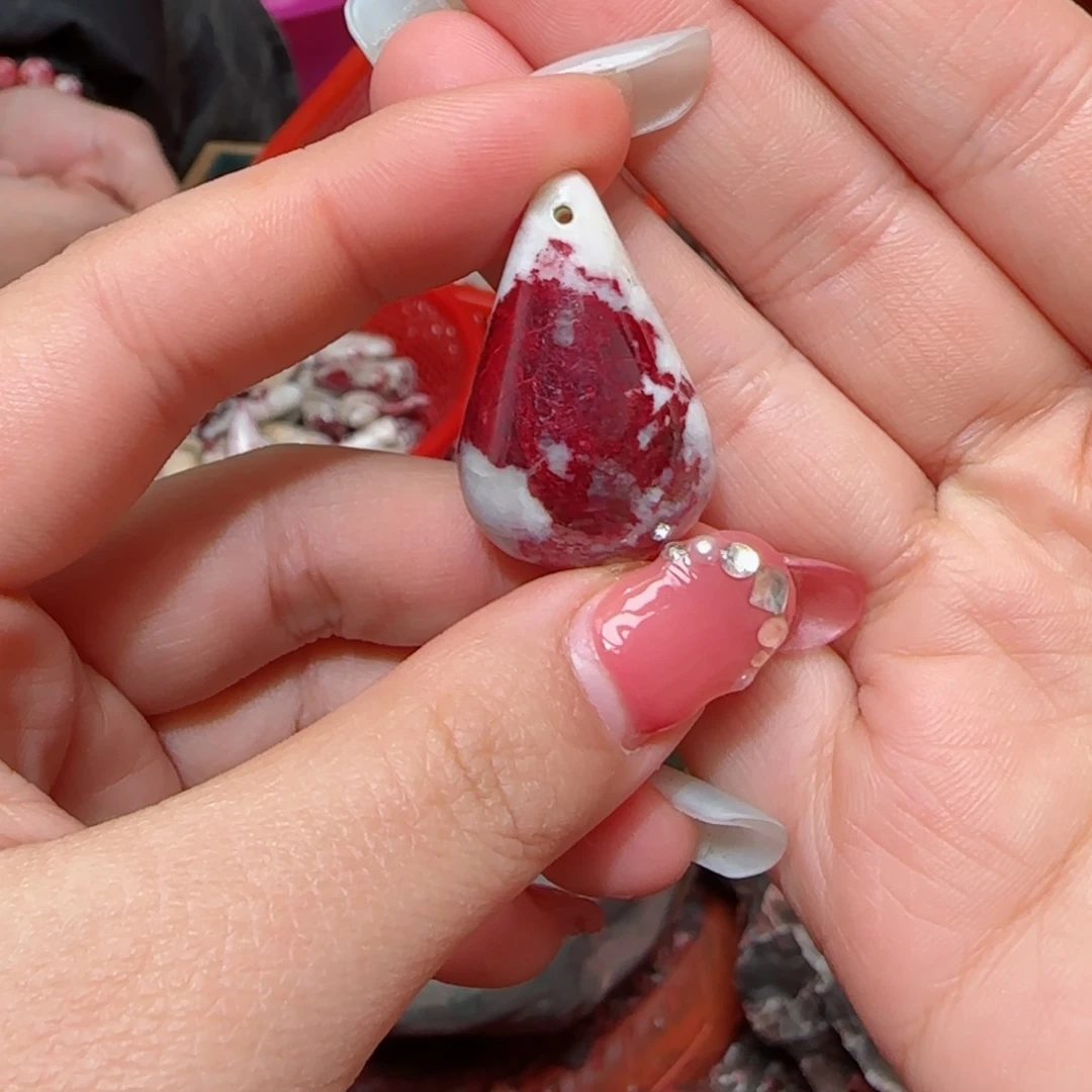 天然辰砂原石吊坠16