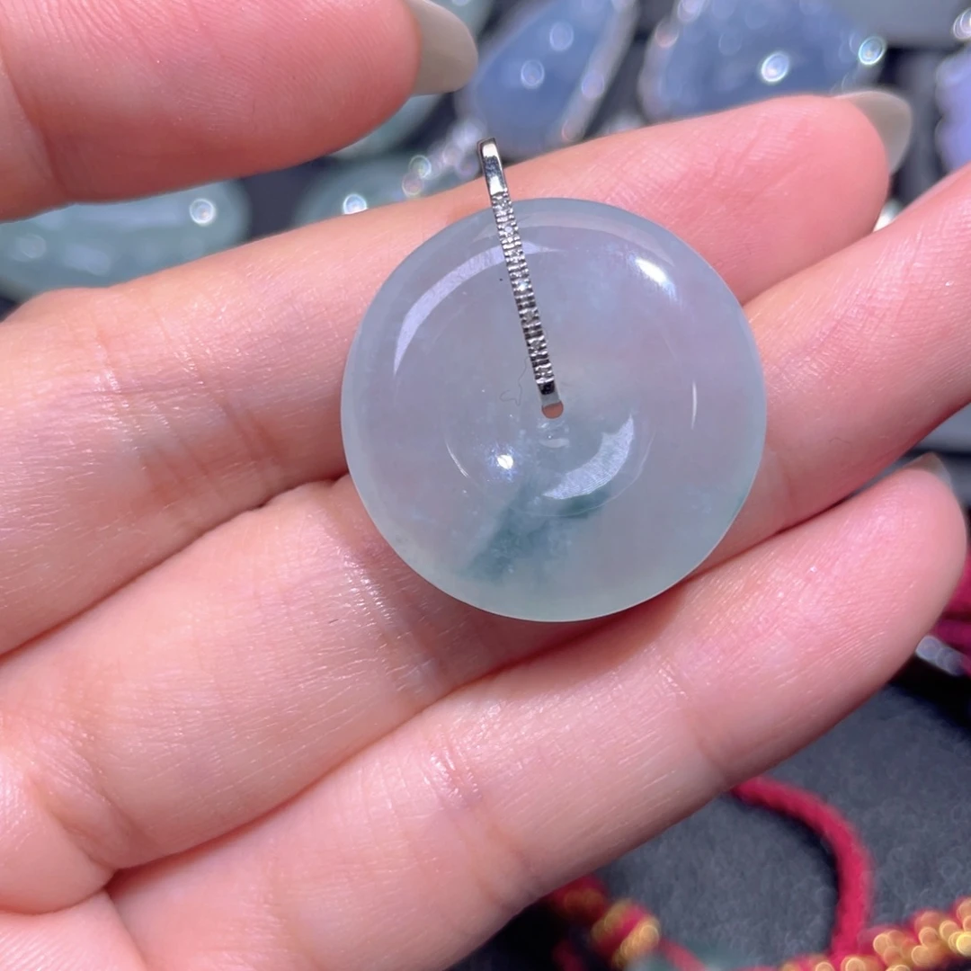 颈饰18K金镶嵌翡翠翡翠