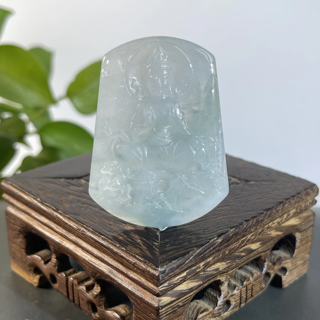 JYA01-94   天然缅甸翡翠A货  山水观音