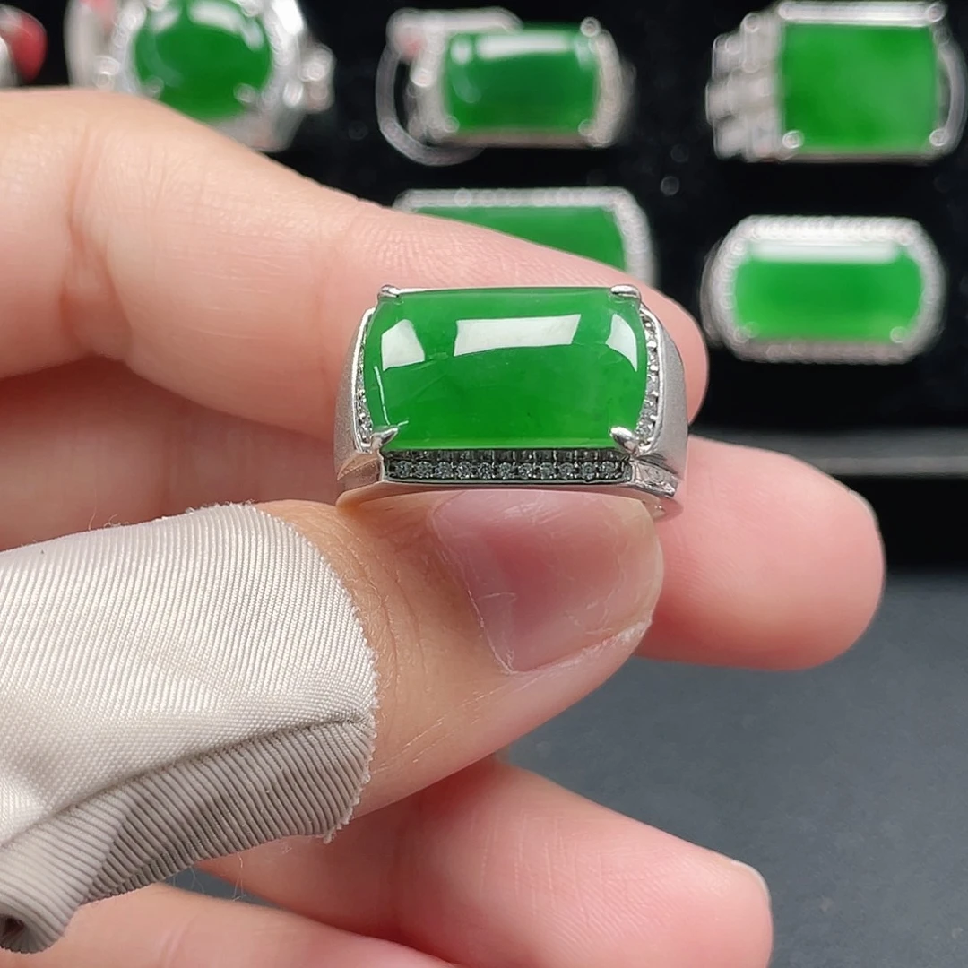 翡翠银S925镶嵌戒指天然A货翡翠没运费险3380