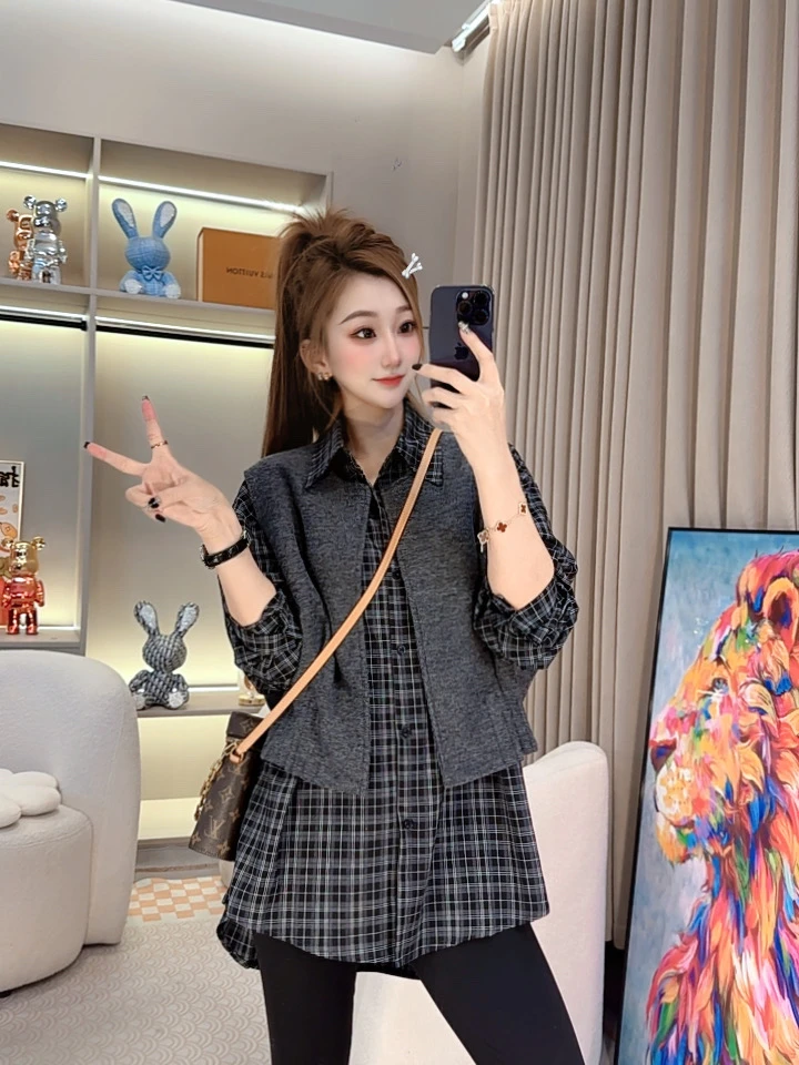 (吴万岁推荐）时尚百搭洋气显瘦衬衫马甲两件套
