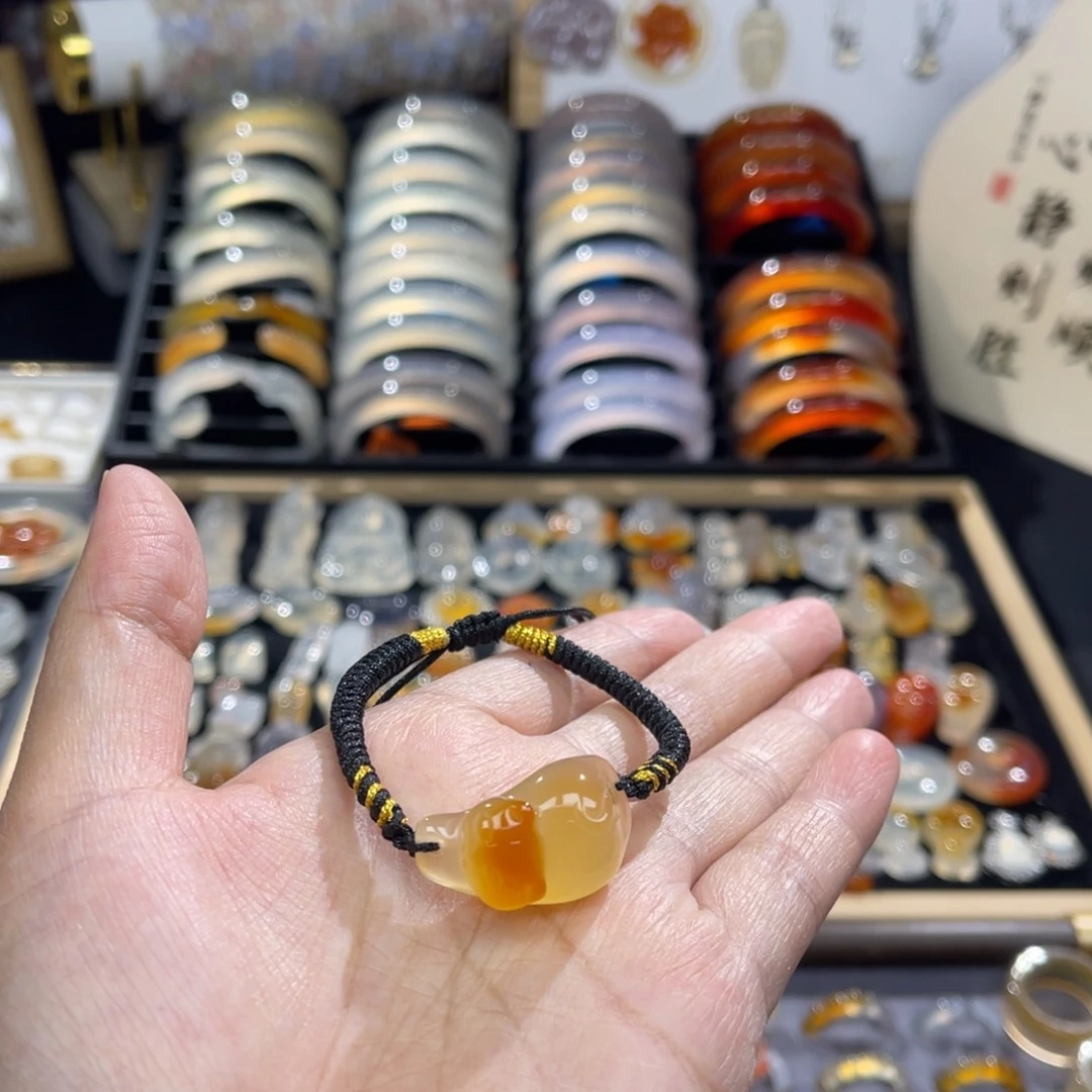 玛瑙/玉髓未镶嵌颈饰