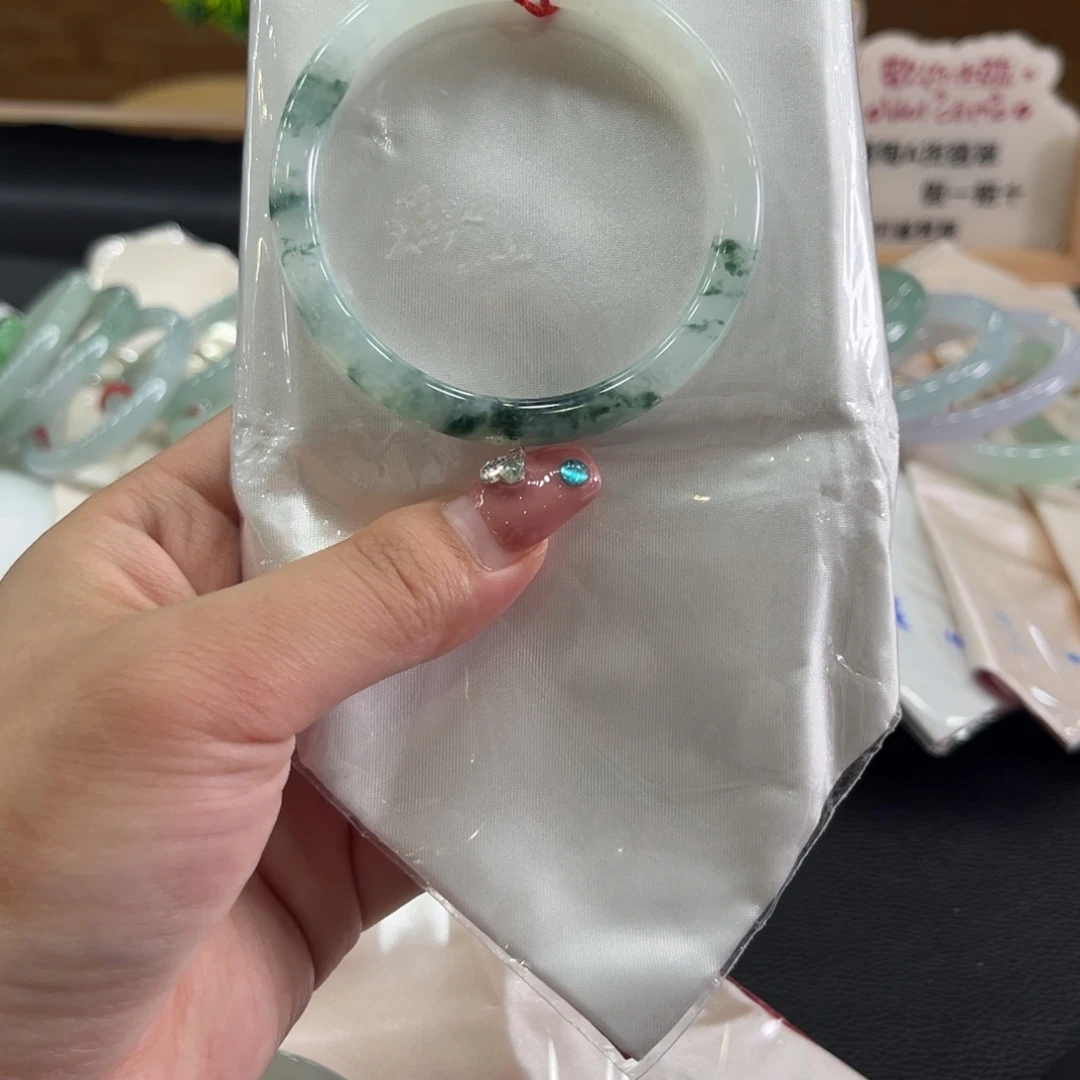 未镶嵌手镯翡翠53细条
