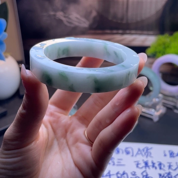 慕***慕定制翡翠多样性未镶嵌