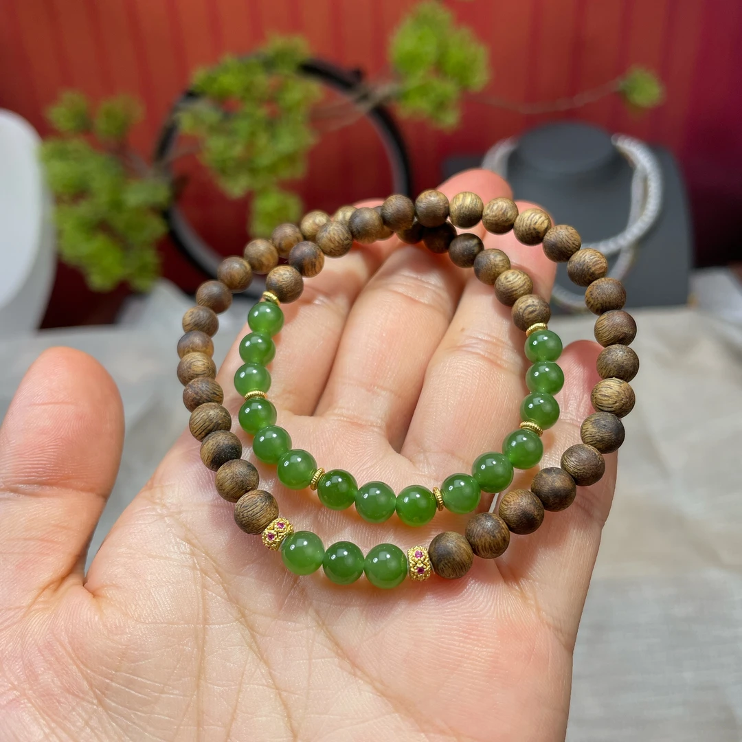 海南莺歌绿奇楠和田玉碧玉多圈手串女生文玩好物推荐