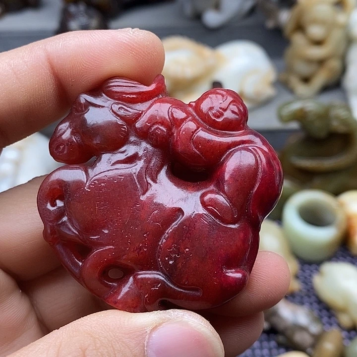 未镶嵌蛇纹石玉颈饰