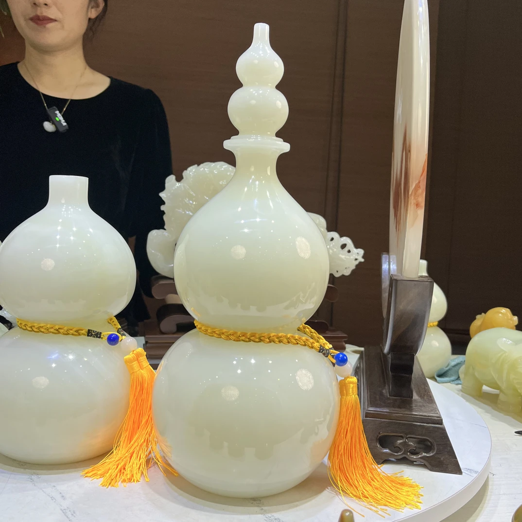 精品天然玉石葫芦摆件
