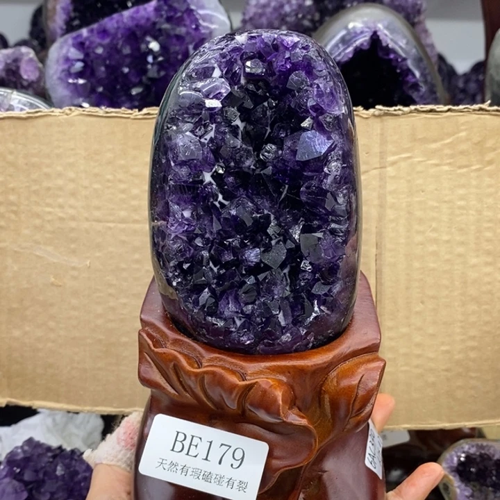 未镶嵌水晶大型摆件（非配饰）