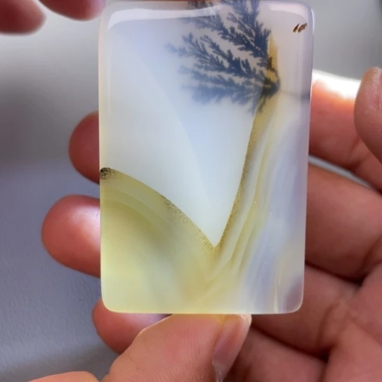 玛瑙/玉髓颈饰未镶嵌气*