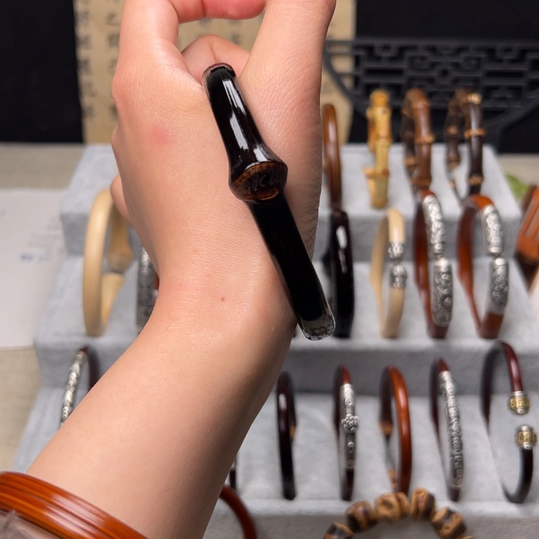 浩***5藤类手串/手链黑藤有节手镯