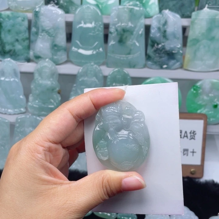 颈饰未镶嵌翡翠财神