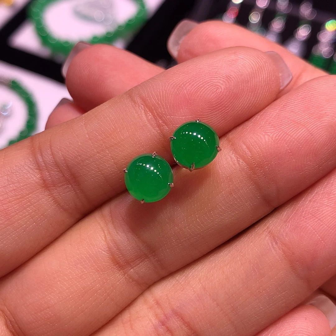 翡翠18K金镶嵌耳饰缅甸翡翠耳饰18k镶嵌