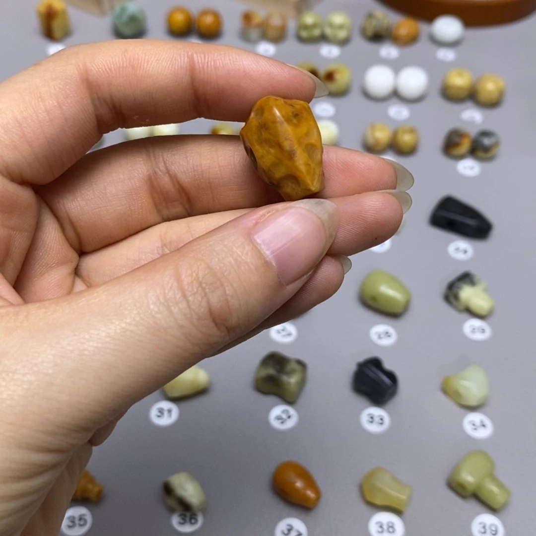 蛇纹石玉配饰合金用****0