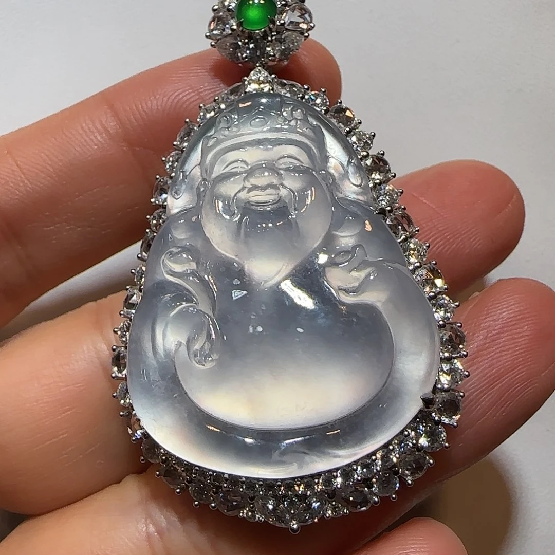 翡翠18K金镶嵌颈饰挂件