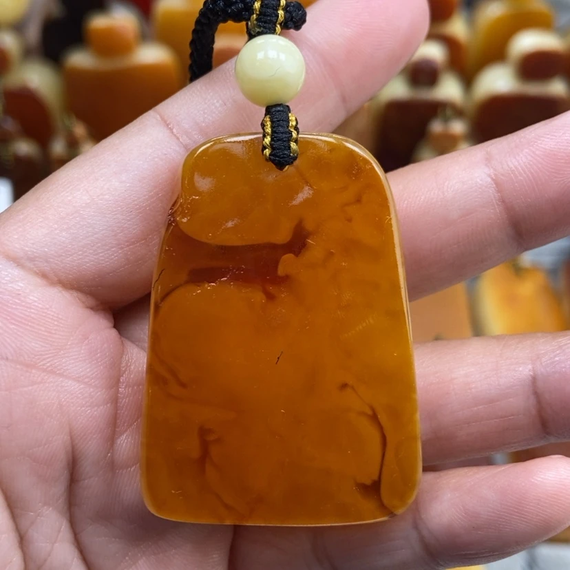 【闪购商品】琥珀颈饰未镶嵌