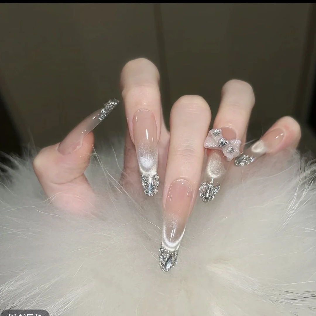 【银河爆闪】纯手工穿戴甲碎钻猫眼蝴蝶结精致显白高级气质