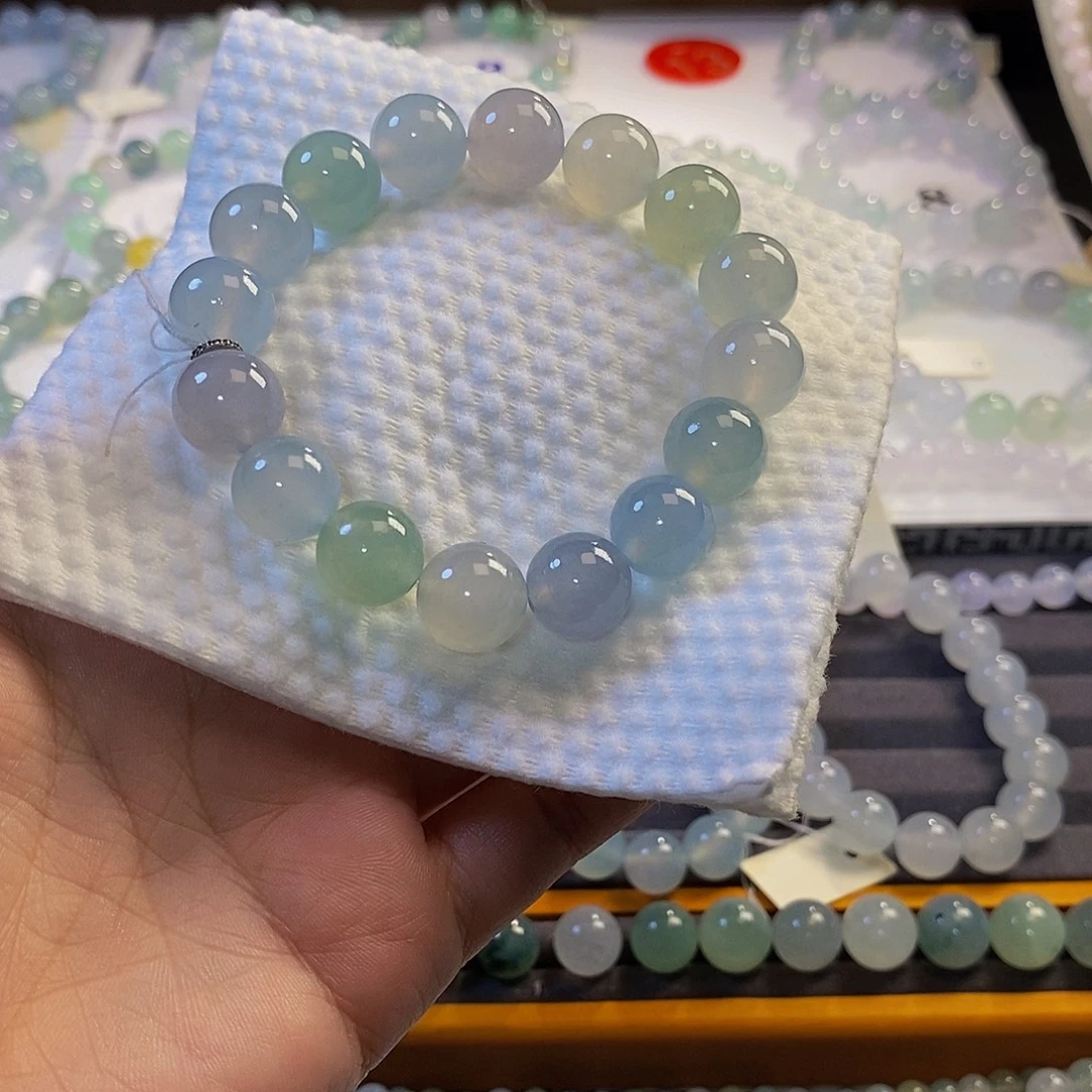 定制翡翠未镶嵌翡翠.