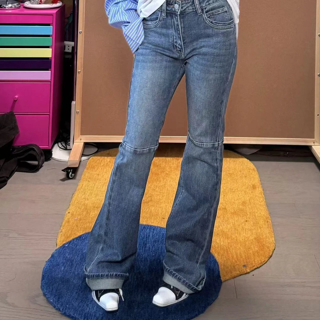 复古设计“使命感”牛仔微喇裤