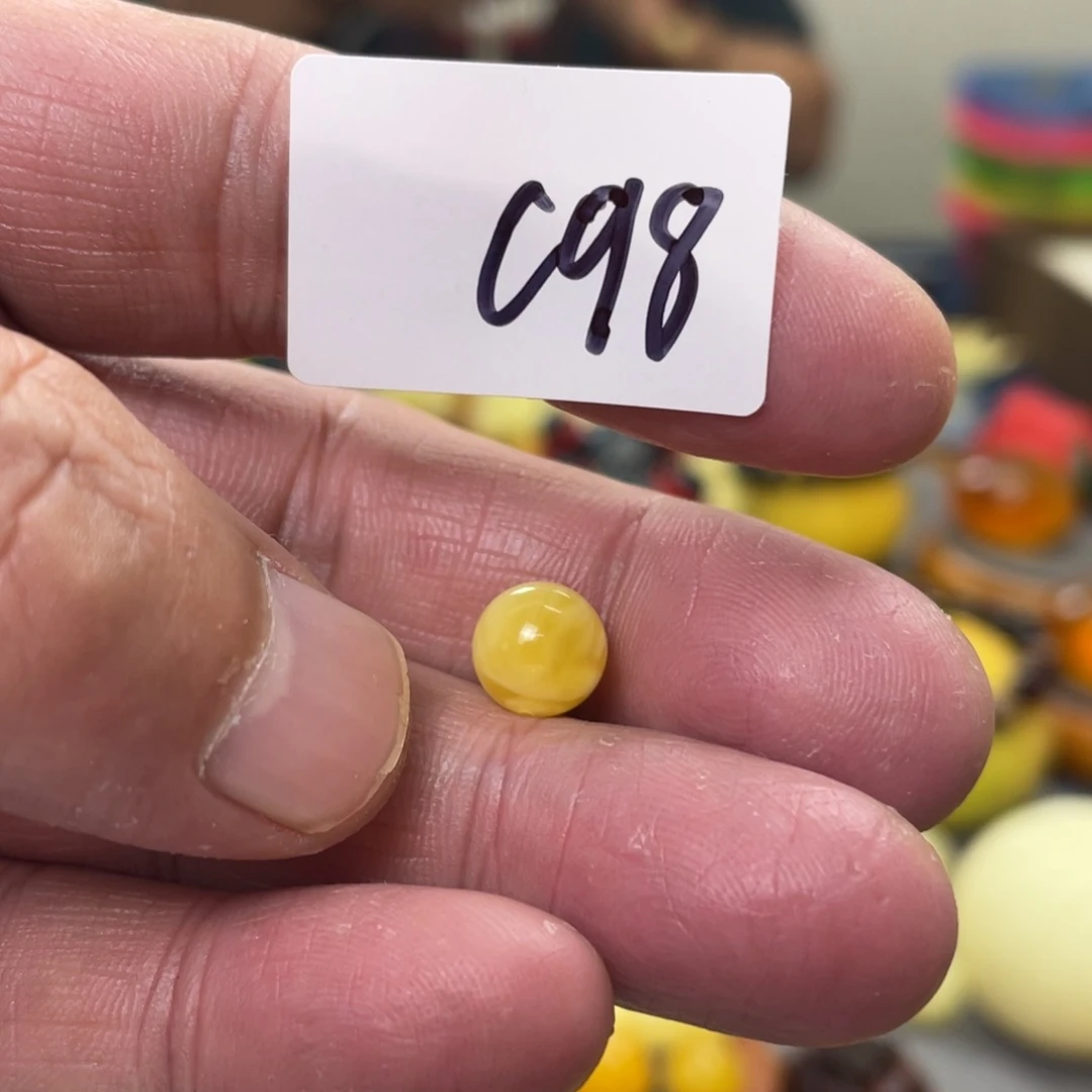 手链琥珀未镶嵌多样性发，发其中一件