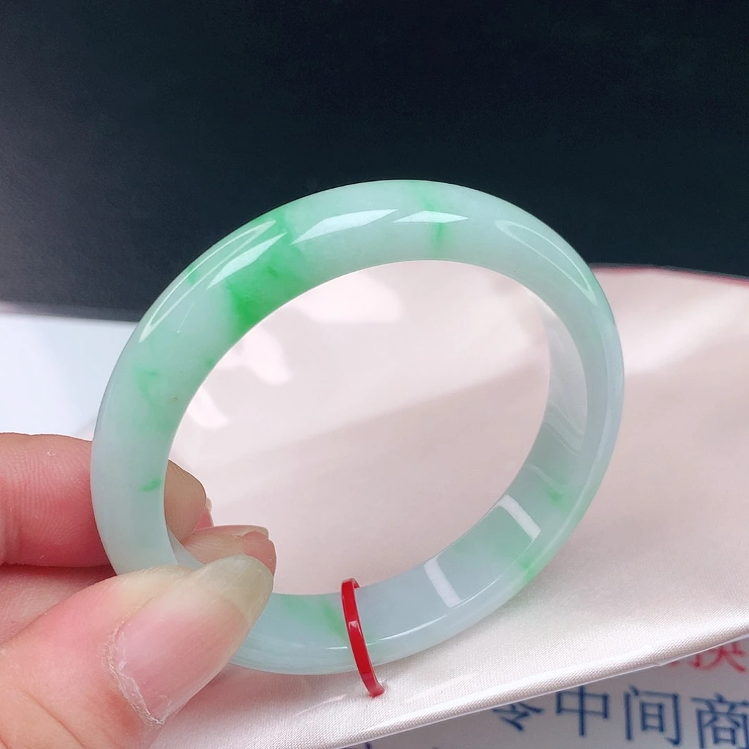 未镶嵌手镯翡翠66018