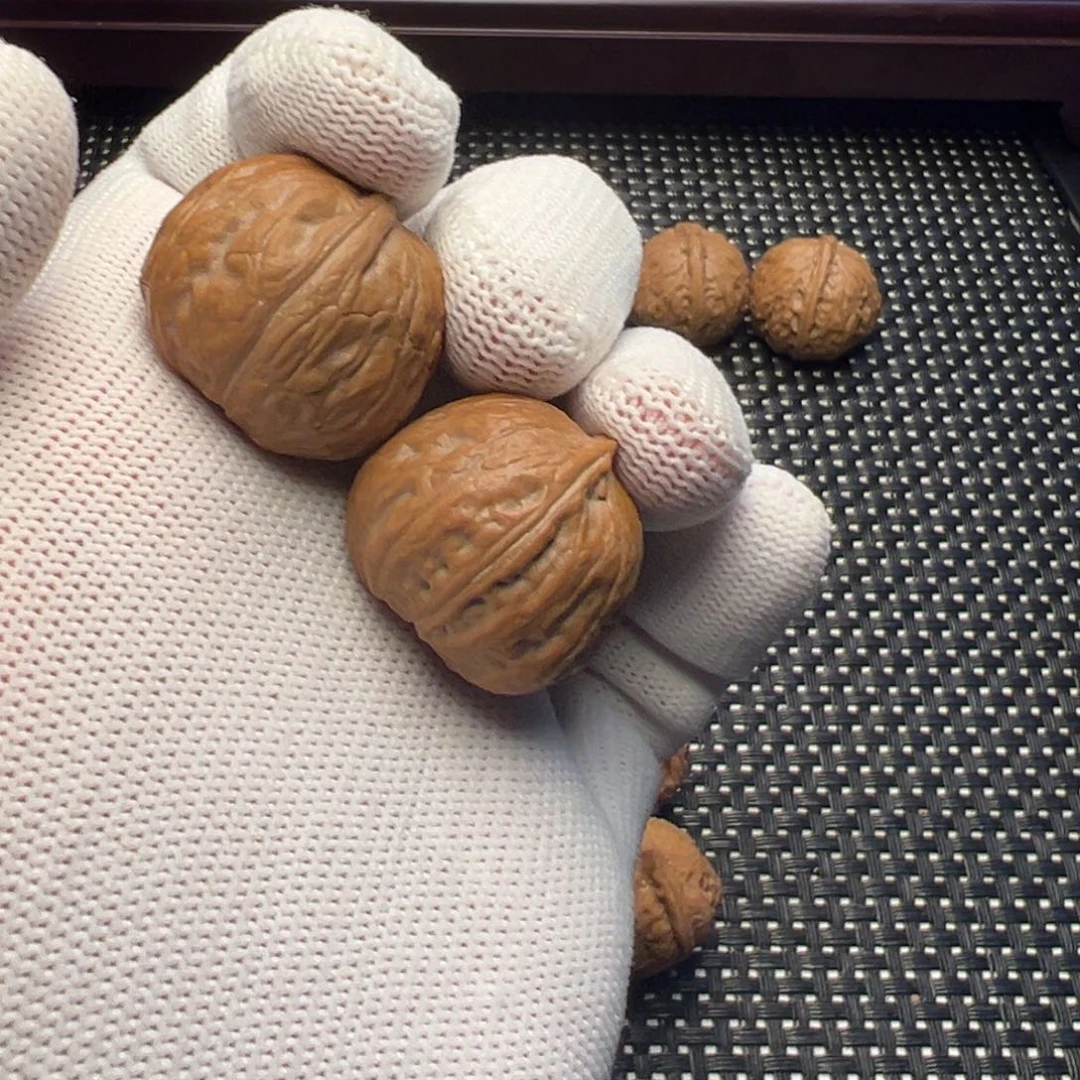 文玩核桃把件聚宝盆