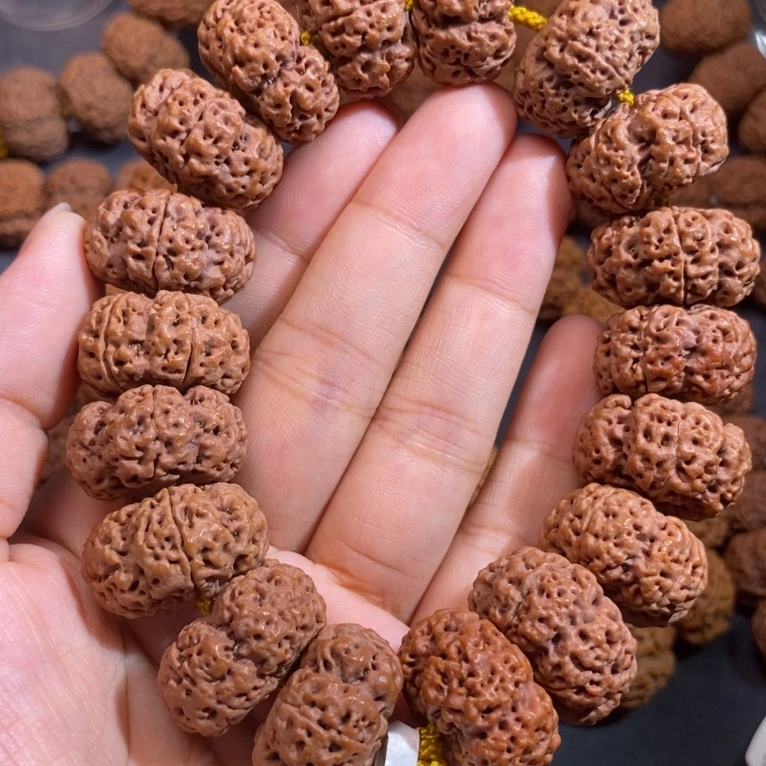 喝***包金刚菩提手串夹板蜂王22mm