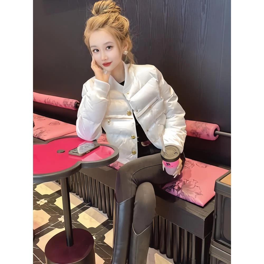 2025冬季新款气质时髦设计感羽绒服女小个子修身显瘦短款外套上衣