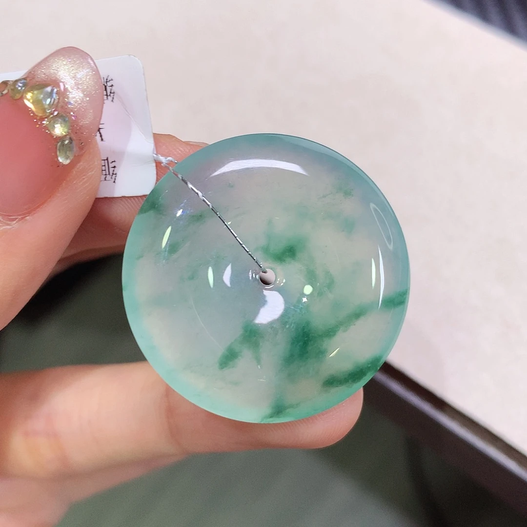 翡翠未镶嵌颈饰31.3-5.8