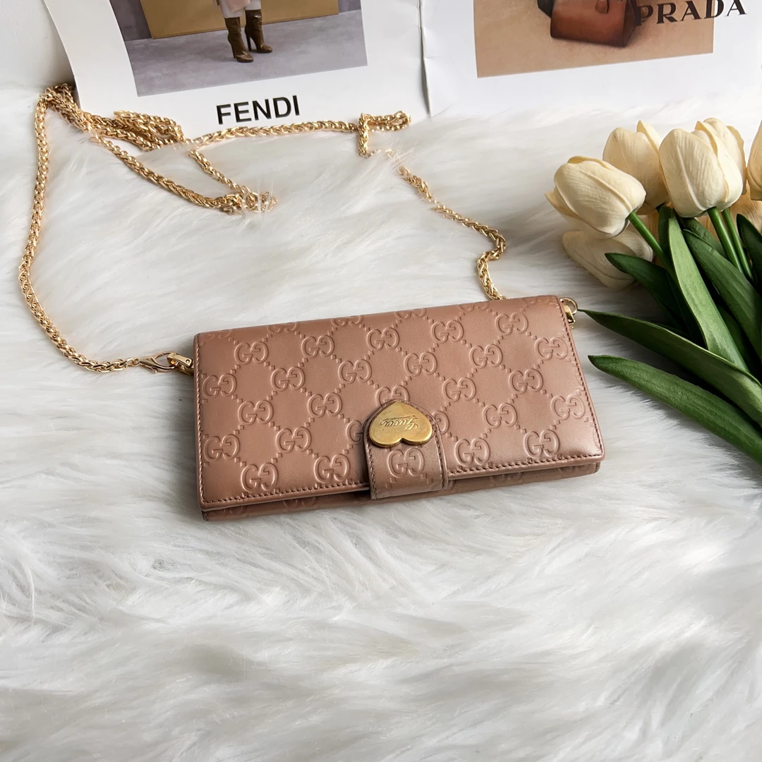 95新 GUCCI/古驰 古驰爱心翻盖钱包C1351