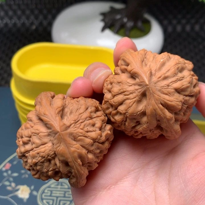 文玩核桃吊坠48-24773-05