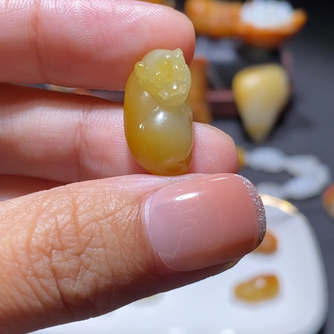 颈饰未镶嵌和田玉