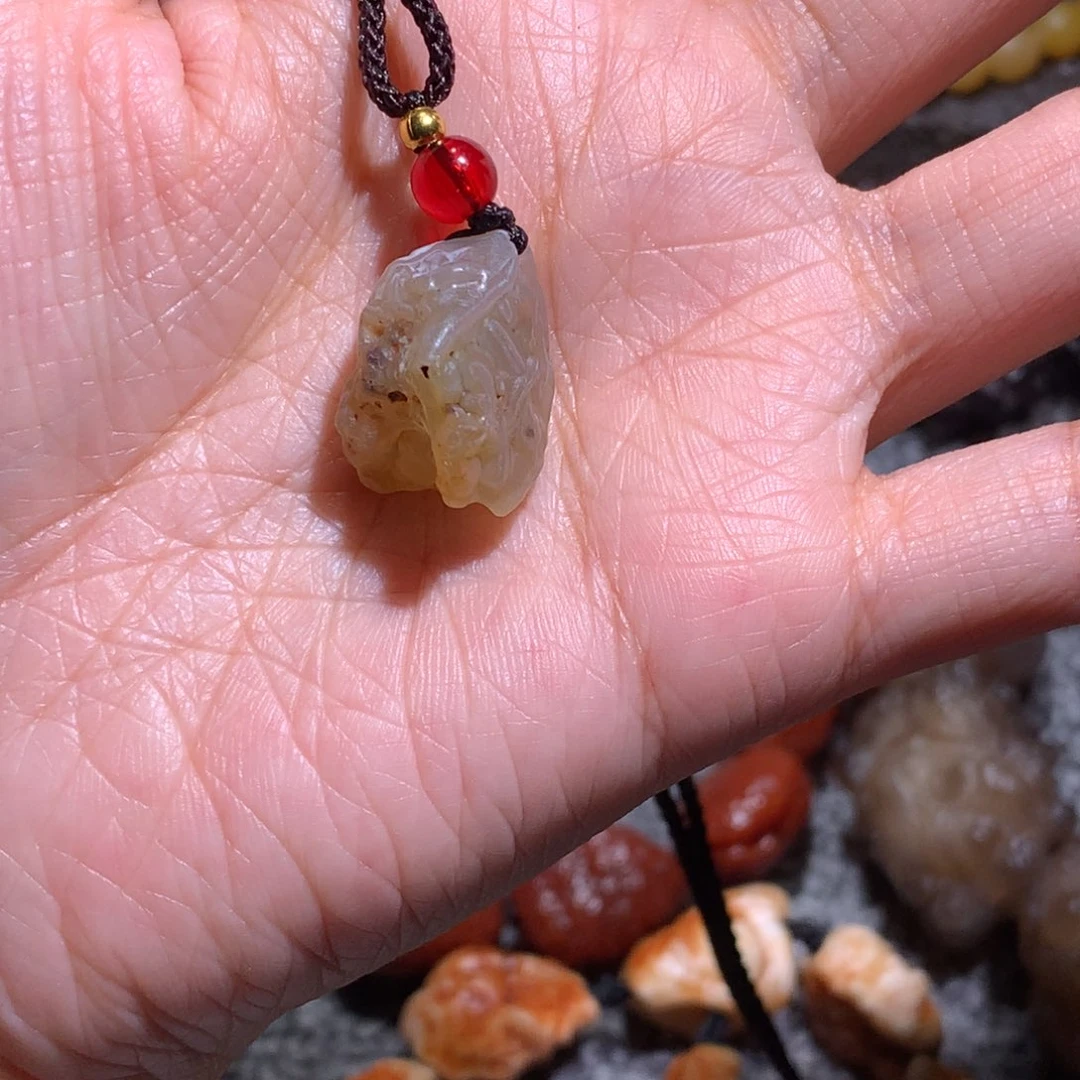 未镶嵌颈饰玛瑙/玉髓