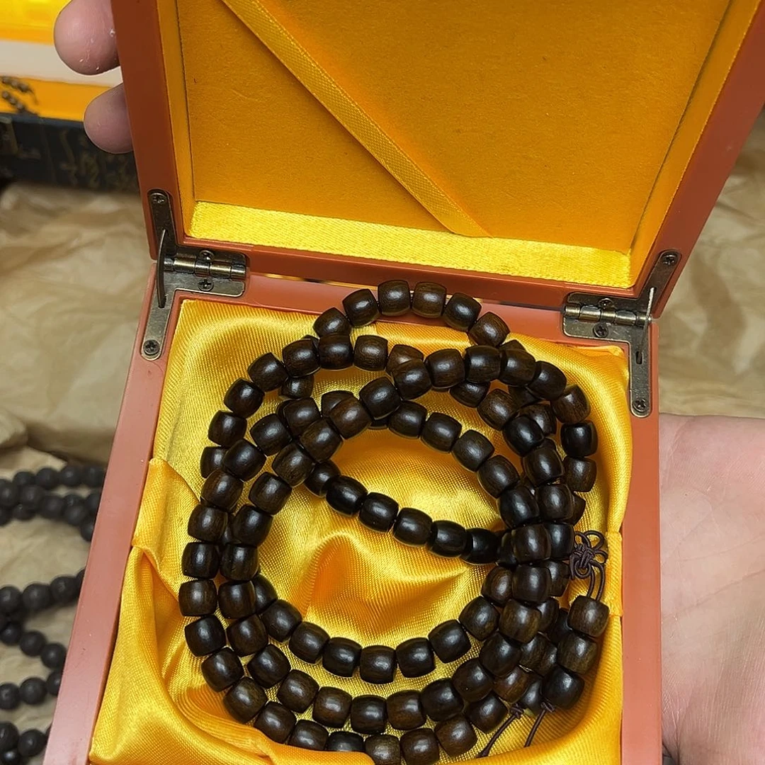 大叶紫檀（黑酸枝木类）