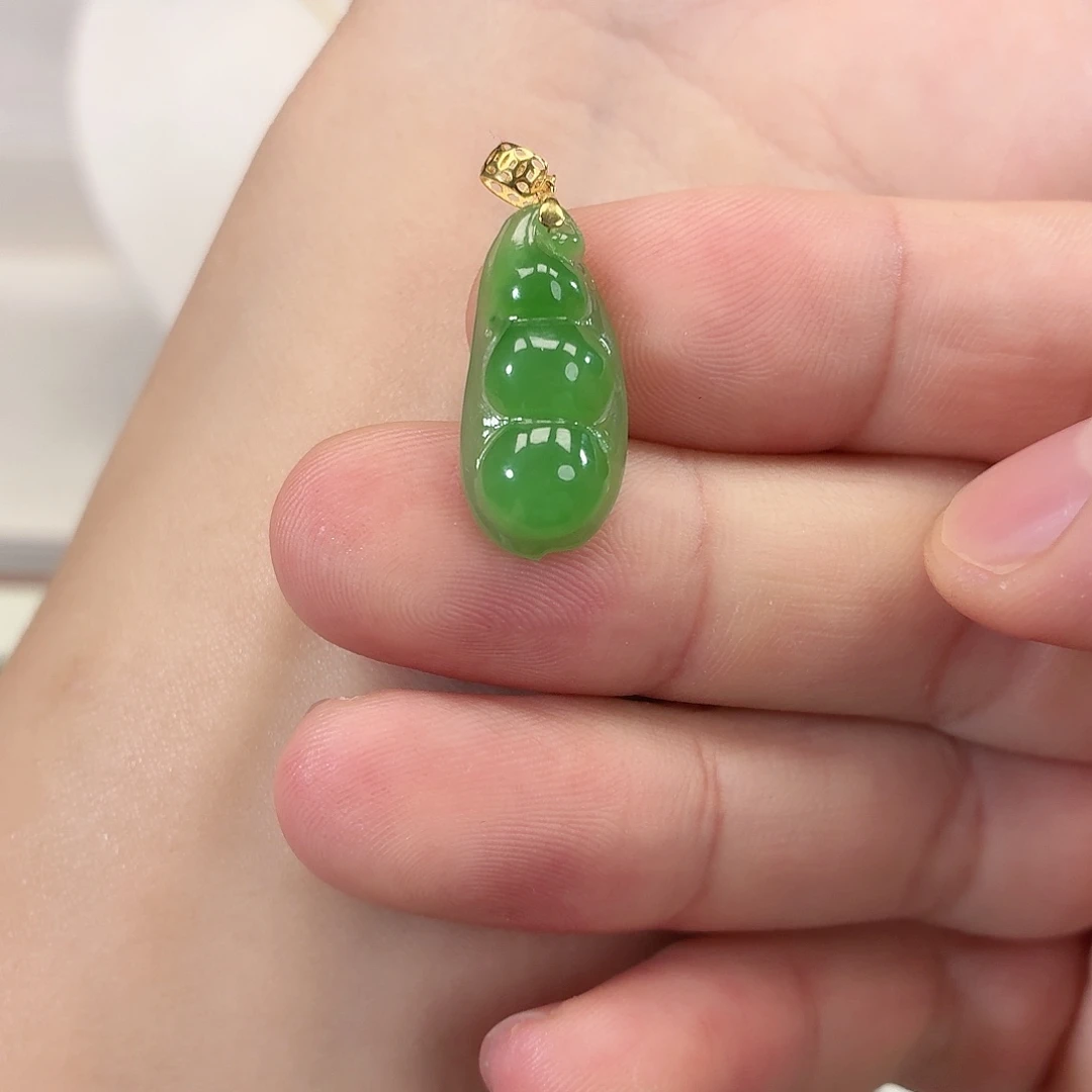 和田玉（碧玉）18K金镶嵌颈饰