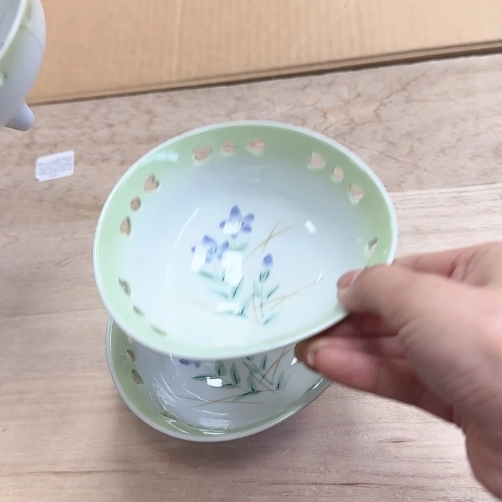 z****9瓷器。。 瓷器。